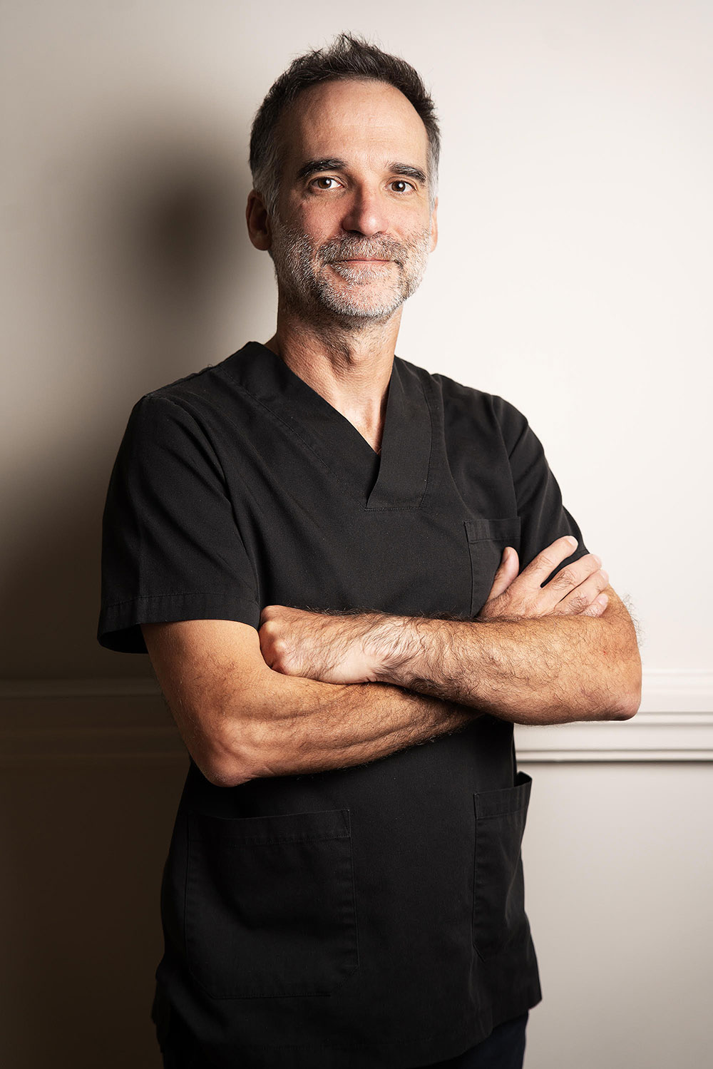 Dr Carles
